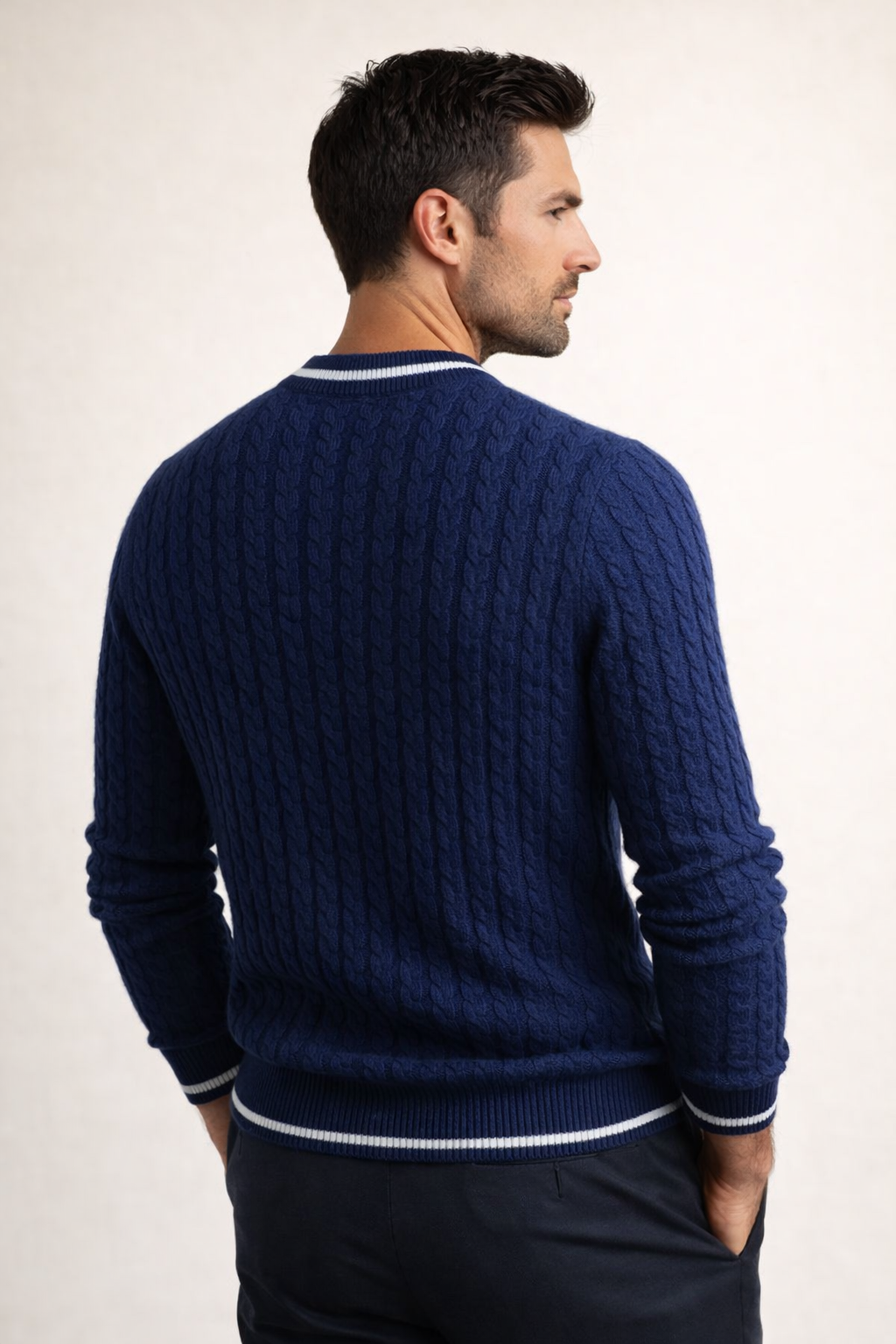 Brando Cashmere Cable V-Neck Navy Blue