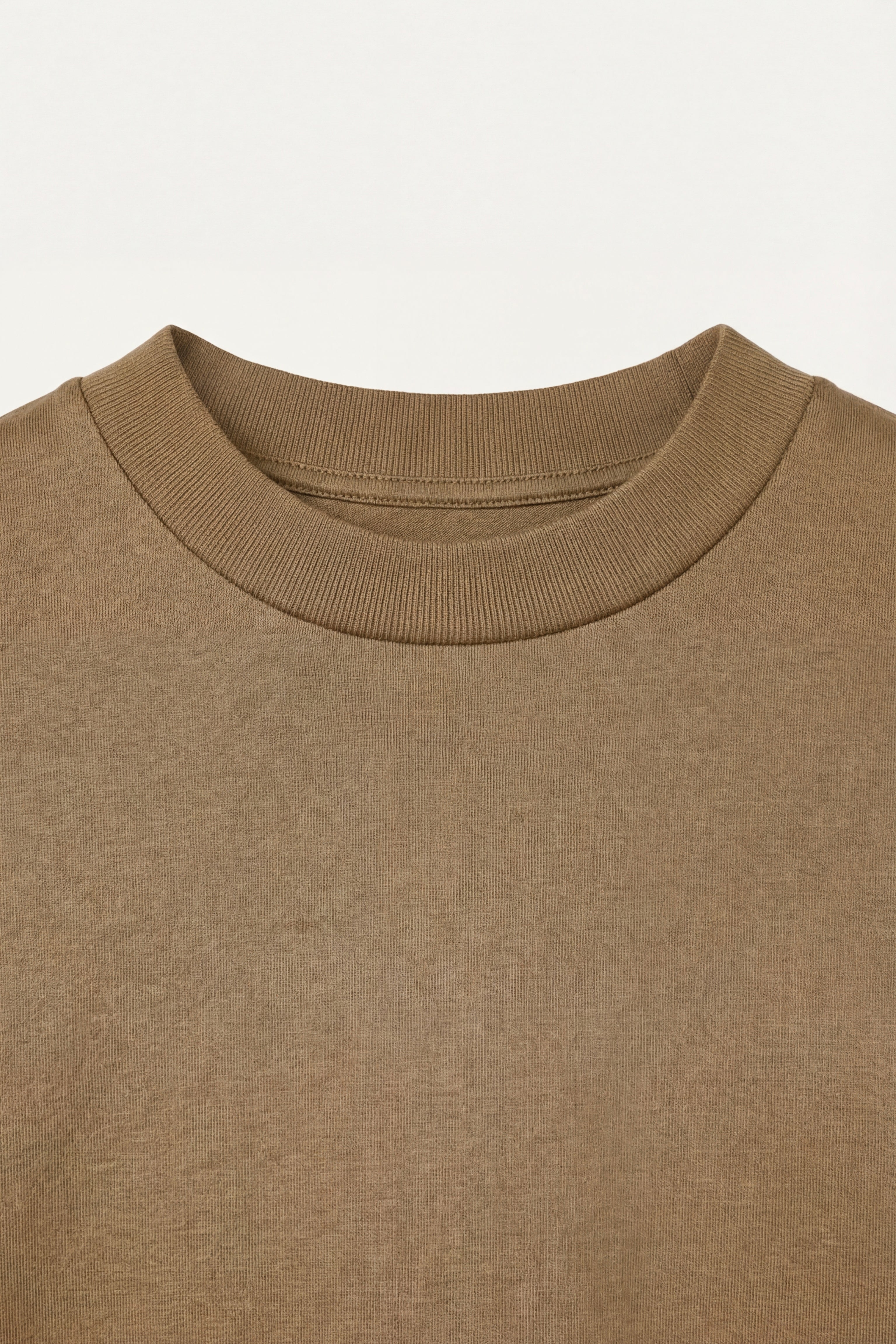 Eterna Tee Olive